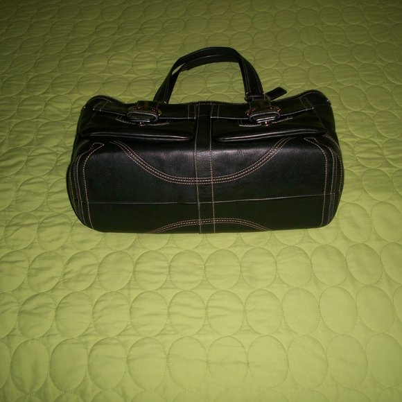 Coach Black Large Leather Beige Stitch Satchel/Shoulder Handbag - Picture 6 of 16